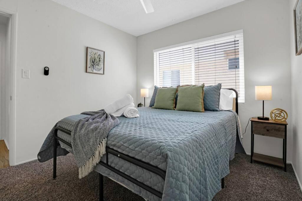 6Th Haven, Arcade, King Bed, Games, 1 Mile To Beaches 롱비치 외부 사진