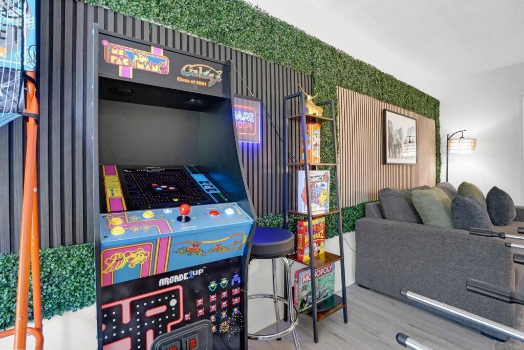 6Th Haven, Arcade, King Bed, Games, 1 Mile To Beaches 롱비치 외부 사진